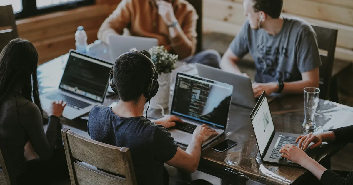 Plan the IT provider switch in parallel so coverage never drops Team planning an IT provider transition