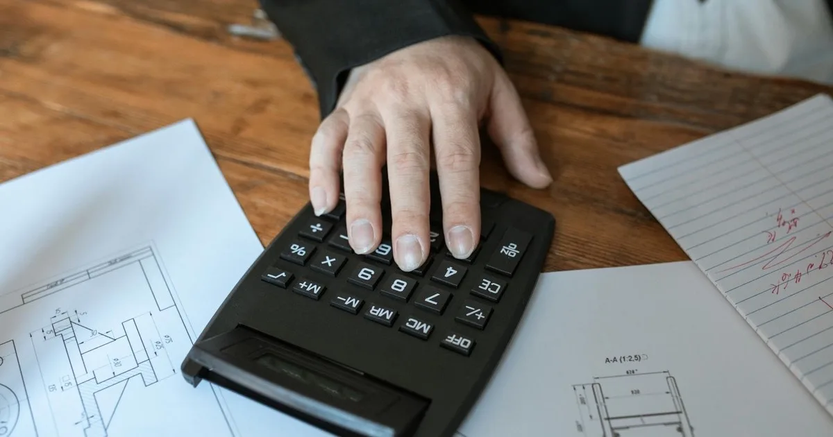 Calculating the monthly cost of IT support for a small business Calculating the monthly cost of IT support for a small business