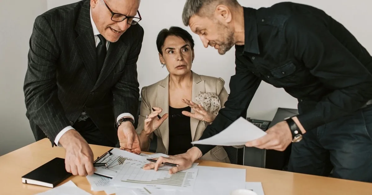 Planning a proactive managed IT strategy at a desk