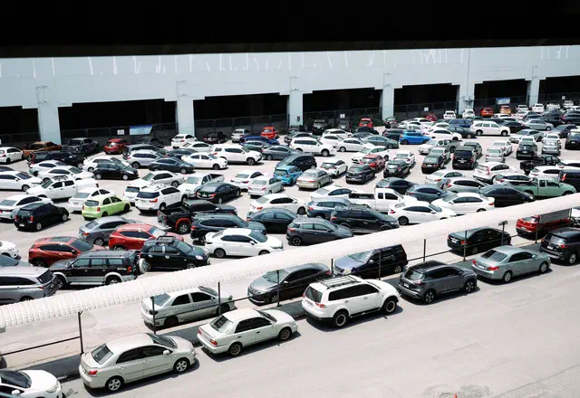 Parking Lots & Dealerships — mobile CCTV trailer deployment
